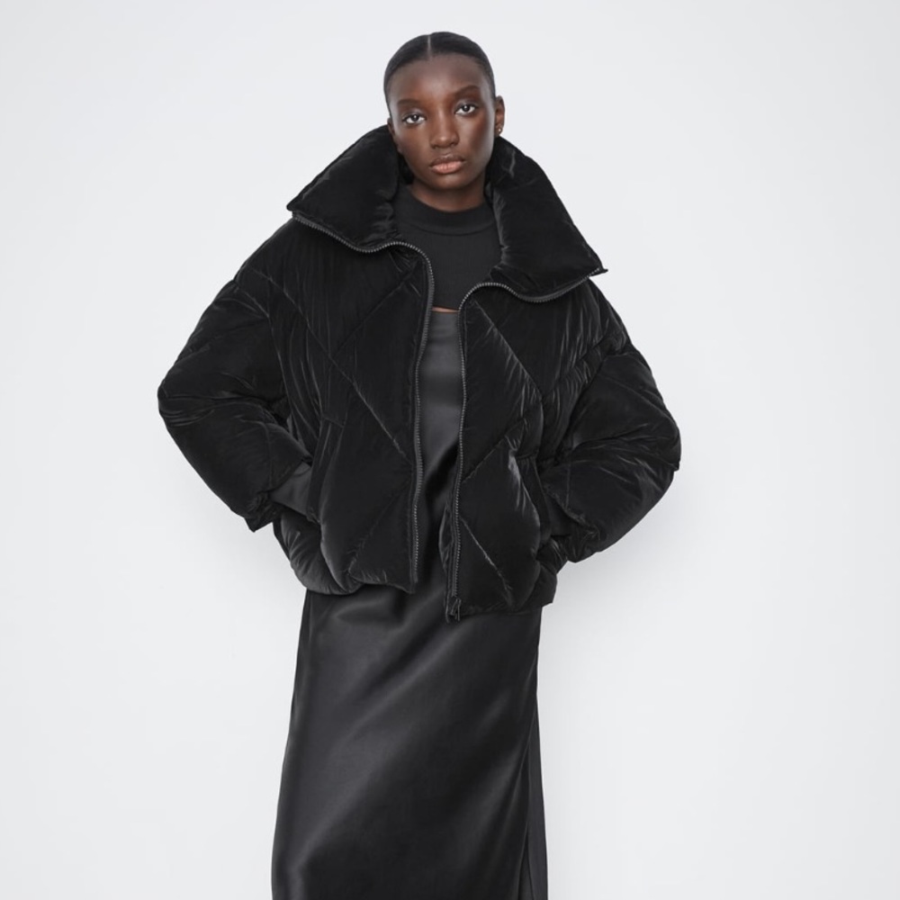 Puffer Jacket - Picture 3 of 10
